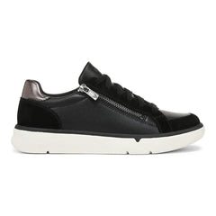 City Walk AXS Sneaker