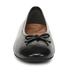 Larissa Wedge Flat